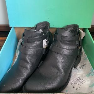 Womens Black Boots